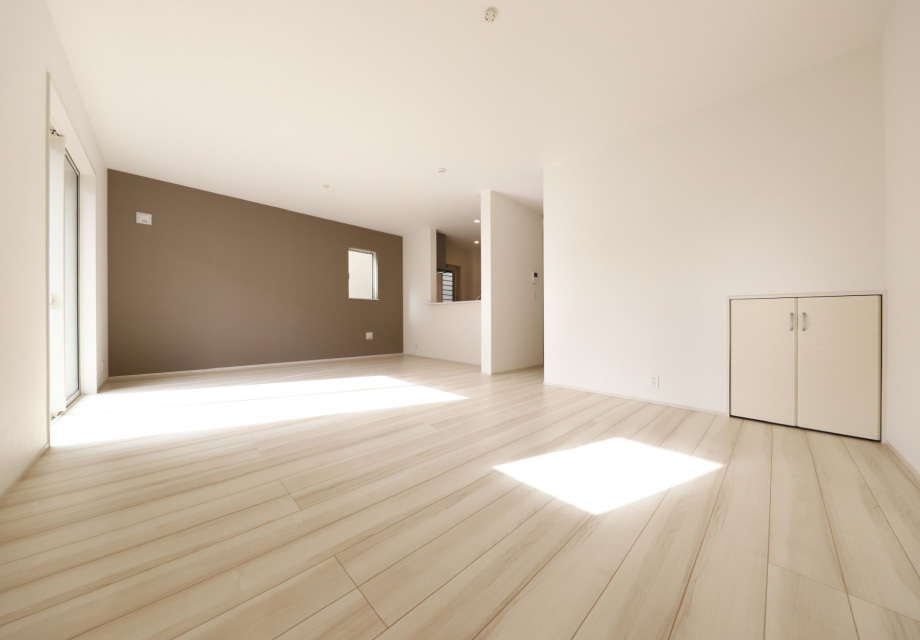 Interior-slide02